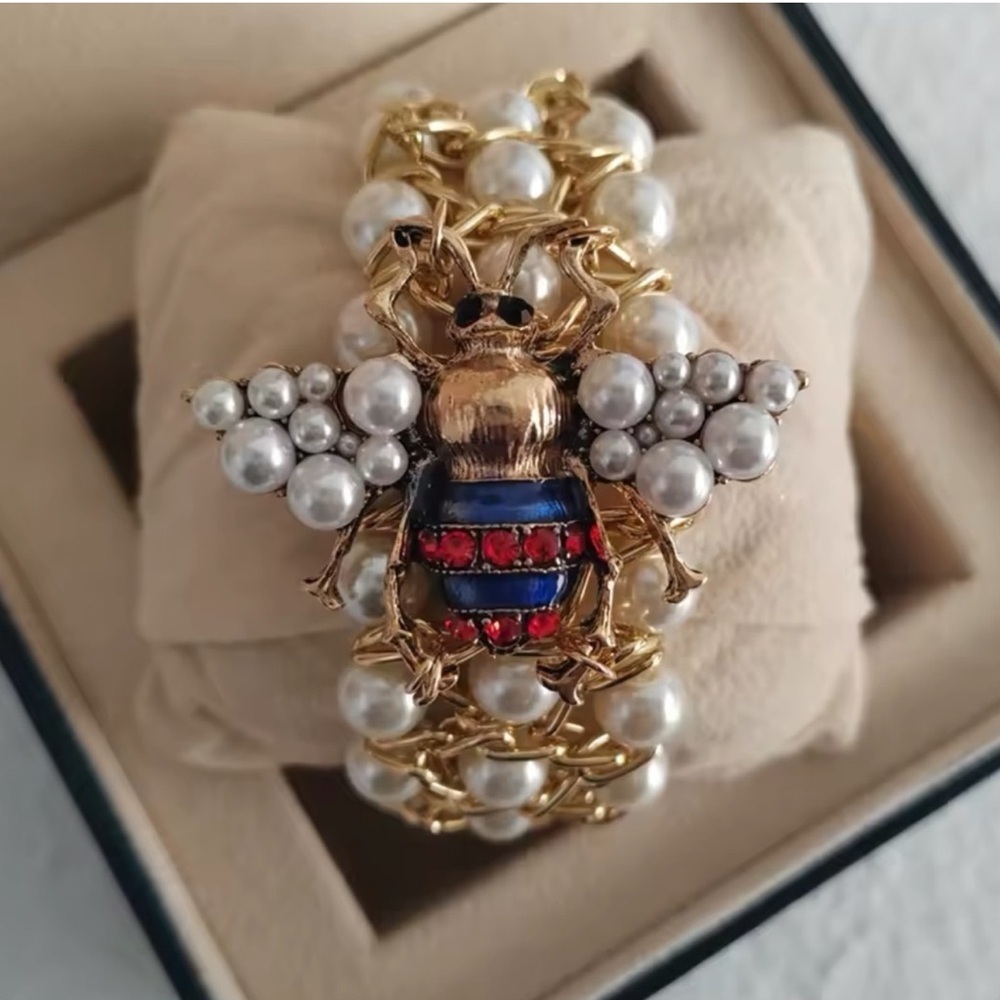 Vintage Luxury Honeybee Elegant Gold Pearl Adjustable Elastic Bee Bracelet